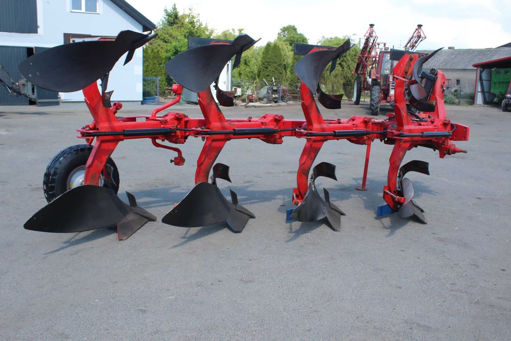Pług 4 skibowy obrotowy Overum agrolux