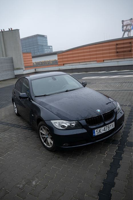 BMW E90 318i 2.0 benzyna