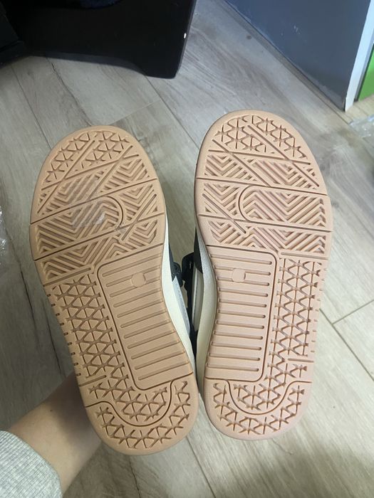 Продам кросівки Reserved нові, 31 розмір
