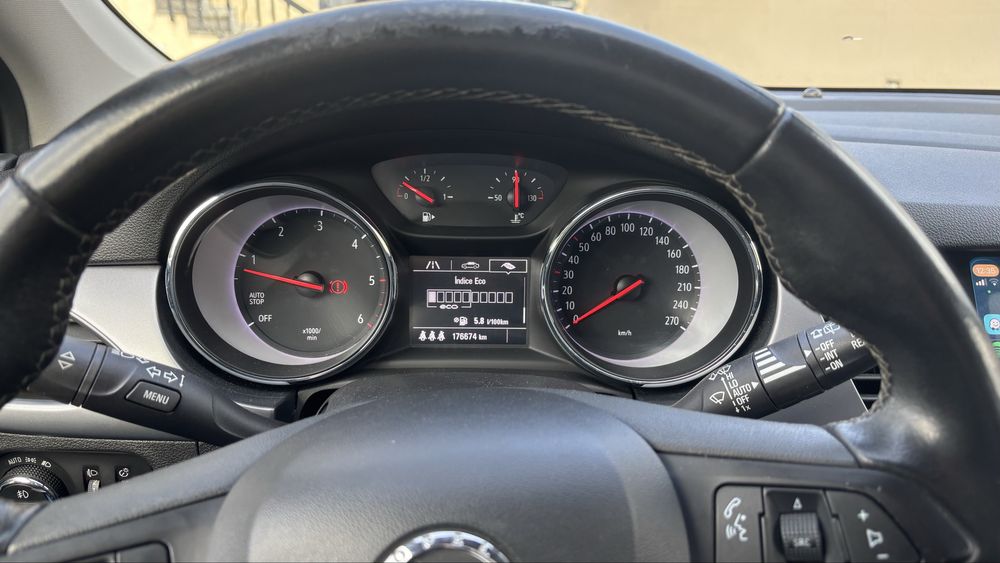 Opel Astra K 1.6 CDTI 110cv • Carrinha • 2017 • 176.000km