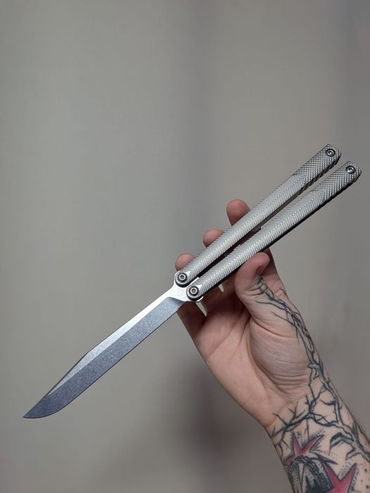 Balisong Baliplus serif