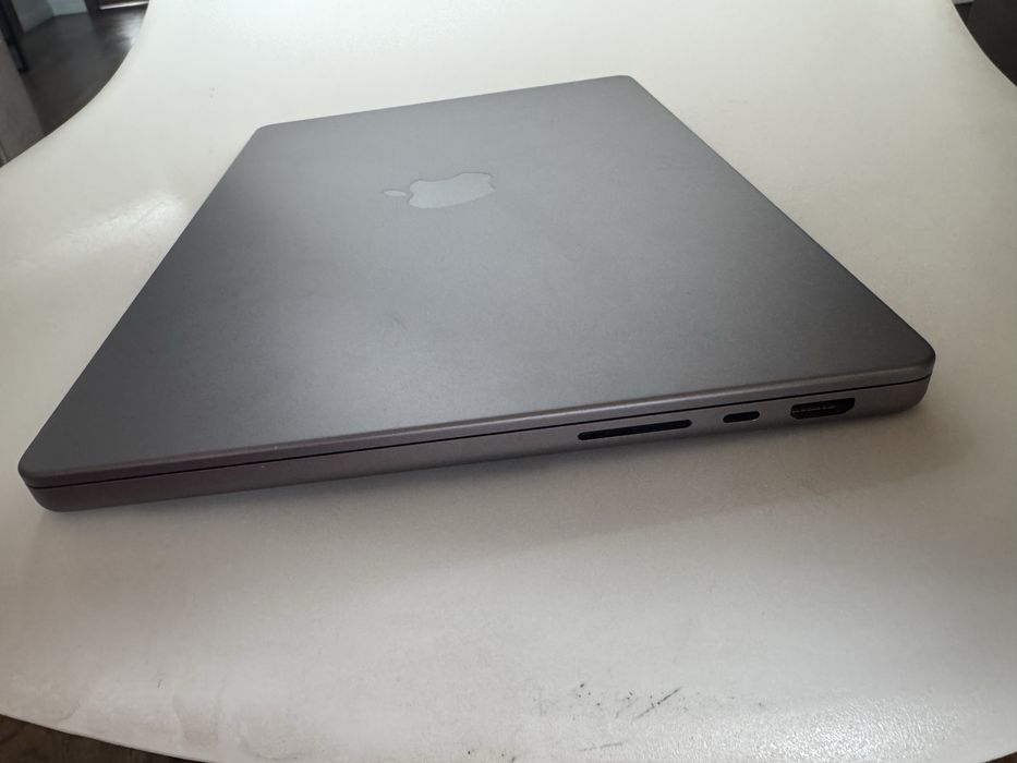 Apple MacBook Pro 14” M1 Pro – A2442 16GB 512SSD