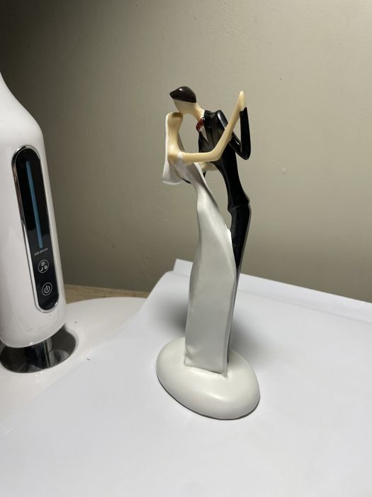 Декор для торту , весільна статуетка на торт