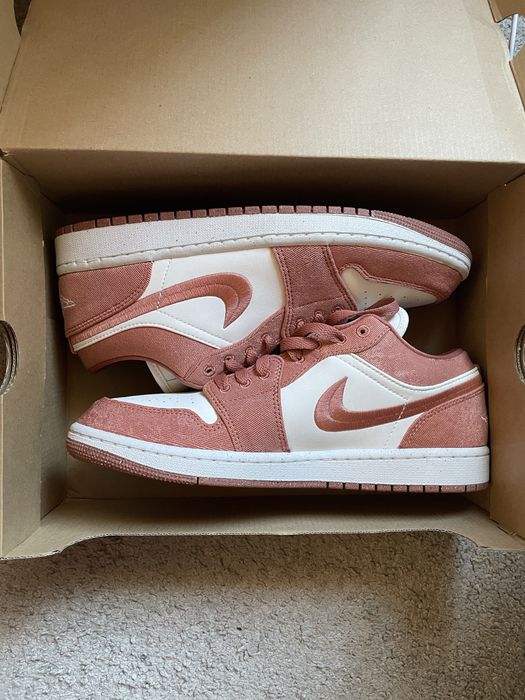 Продаю оригинальные Nike Air Jordan 1 Low SE, артикул FN3722-801.