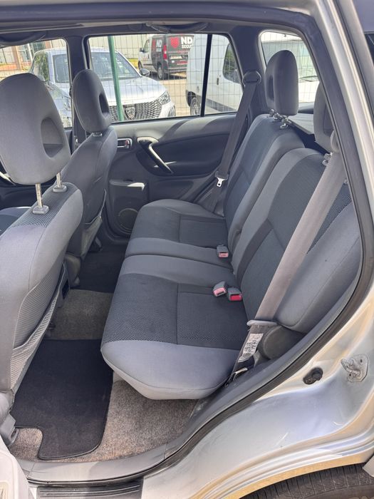 Toyota Rav4 2.0 D4D  II  4x4 — photo 4