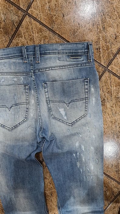 Jeansy męskie diesel.