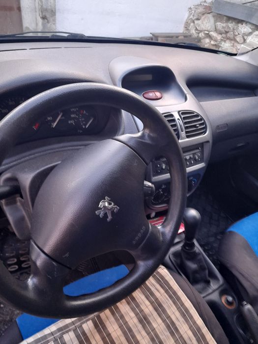 Peugot 206 ano 2006