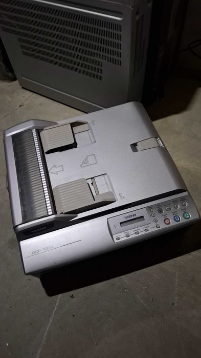 Limpeza garagem – artigos variados (Bicicleta, Colchão, Mala..)