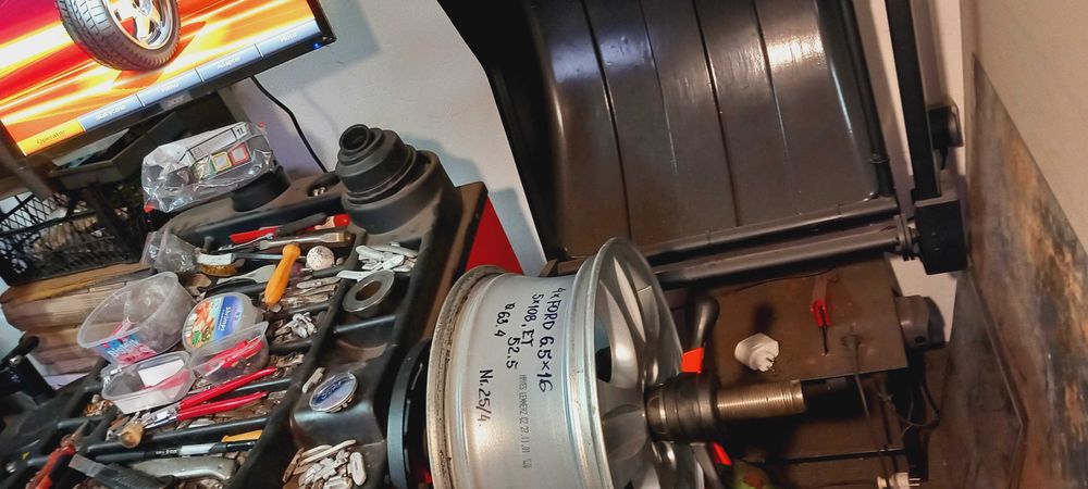 Felgi aluminiowe oryginał FORD OE 6.5Jx16 , 5x108, ET52.5, 63.4mm, bdb