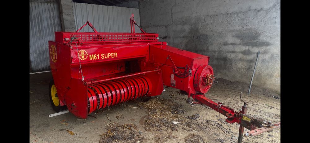 Enfardadeira ABBRIATA M61 super