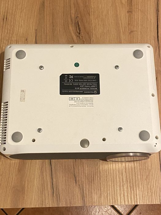 Projector VANKIO V630 + Suporte + Tela + Tv Stick Chiamos