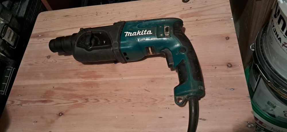 Młotowiertarka MAKITA HR2470