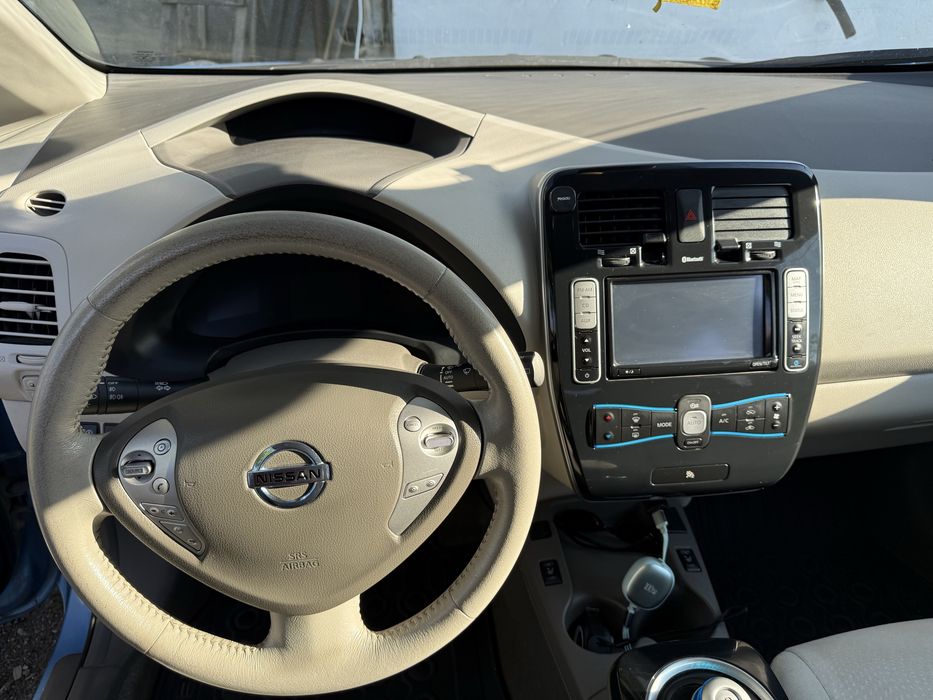 Nissan Leaf 2012