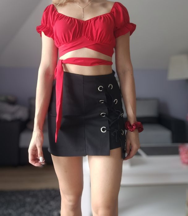 spódnica wiązana po boku z wysokim stanem