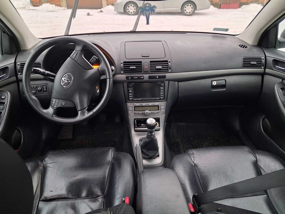 Toyota avensis d4d 126km