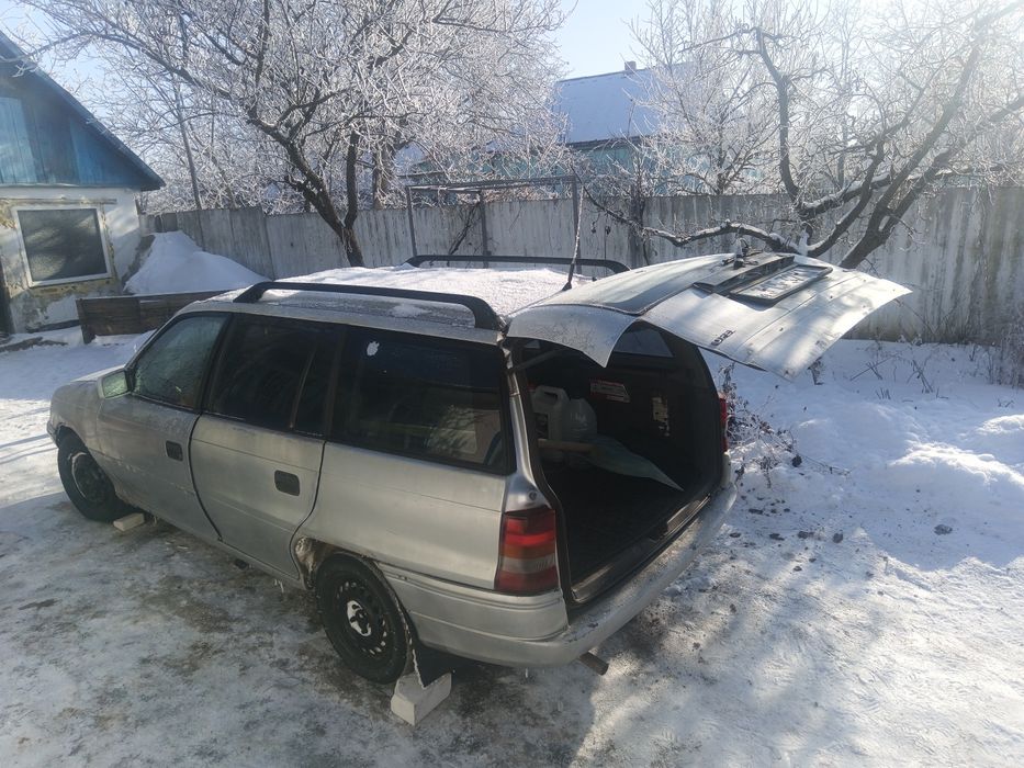 Автомобіль Опель Астра ф