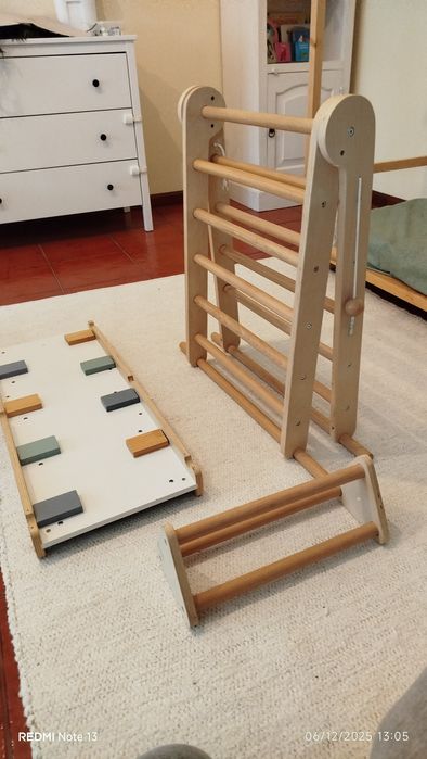 Triângulo de Pikler \ Montessori