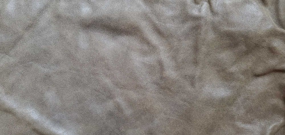 Кожа натуральная  200-250грн за 1 шт ( 86х53 см)
