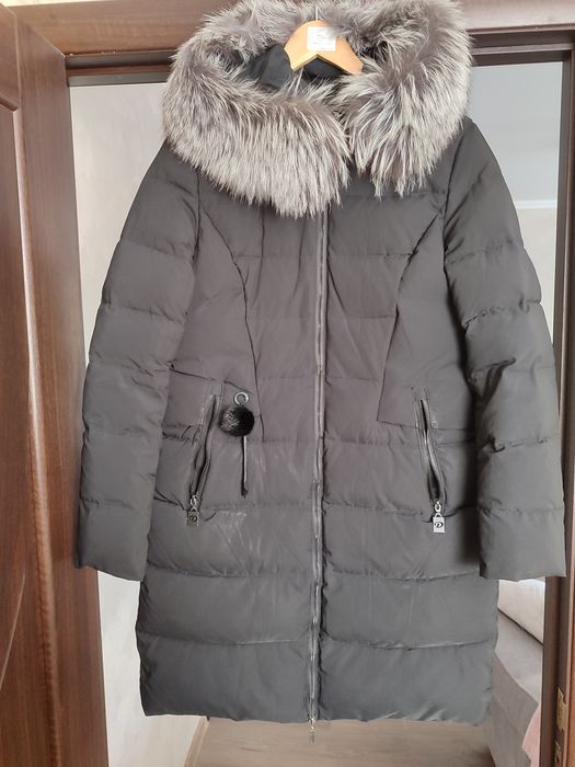Продам зимове пальто.48 р
