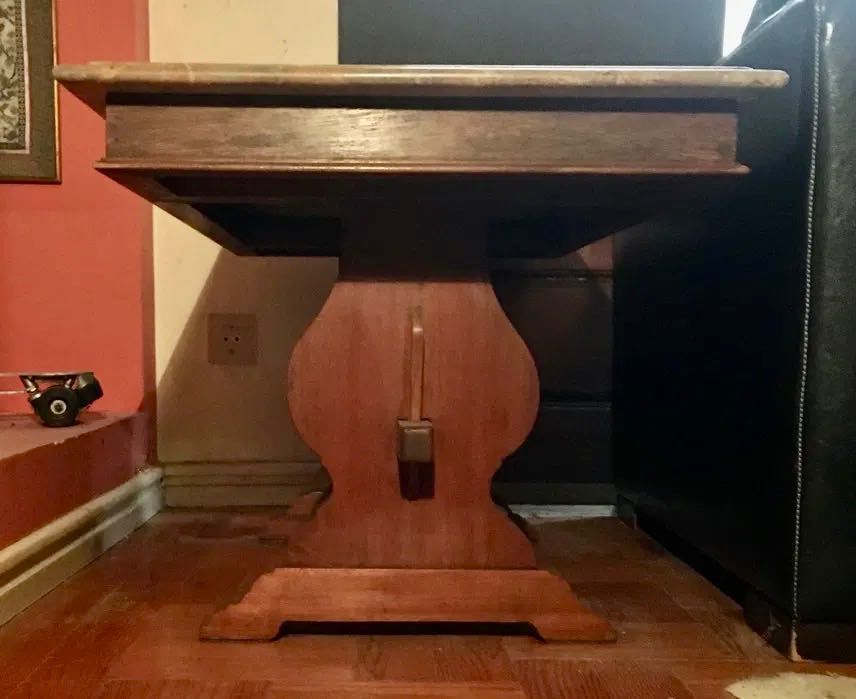 MESA de PEDRA e MOGNO maciço - antiga - 103x55x51 cm/s