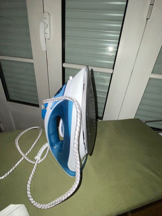 Ferro com Tábua de Engomar