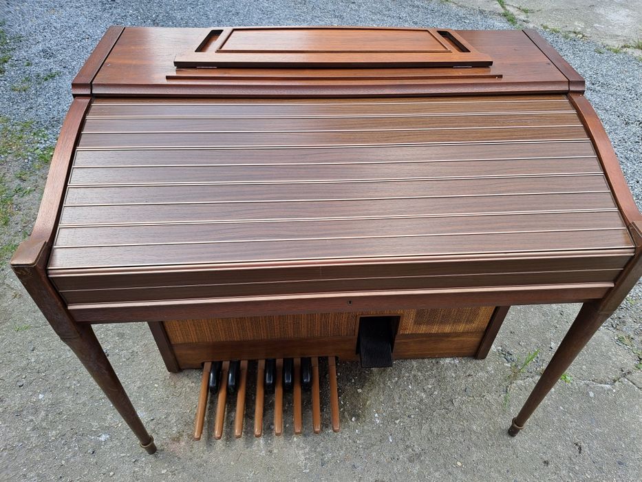 Organy Yamaha  Electrone DK-40C