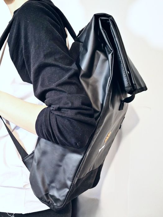 Nowy Czarny Plecak YGGDRASIL