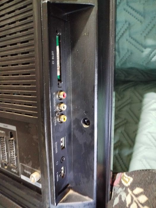 Televisor HANNSPREE LCD TV - HSG1117