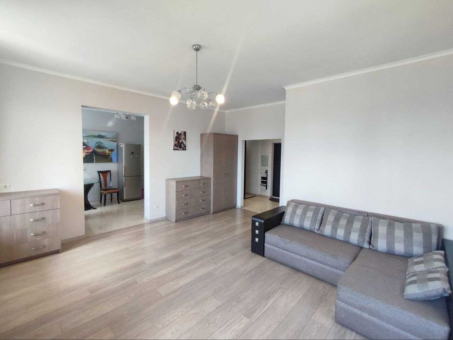 1к, 65м2, вул. Срібнокільська 3В, метро Позняки 3 хв, Дарницький район