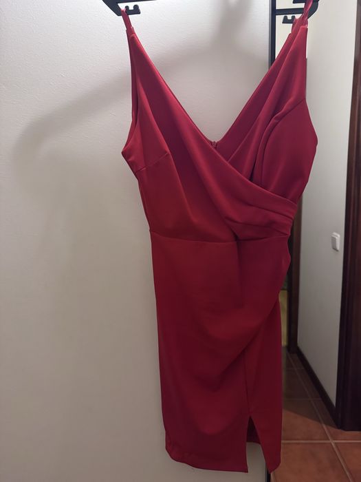 Csaco e vestido  ocasional para uma situaçao  especial