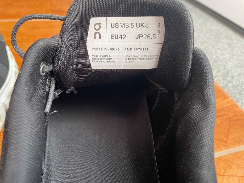 OnRunning Cloud 6 Pretos