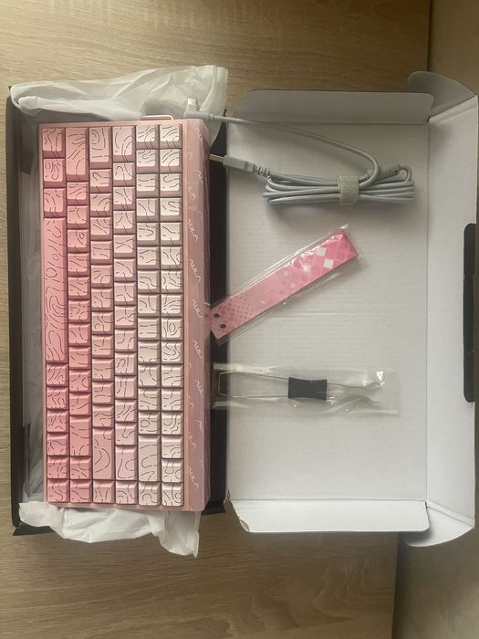 ‼️Aula HERO 84 he Pink магнітна клавіатура‼️Нова