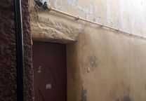Casa para recuperar com projeto, 3 andares