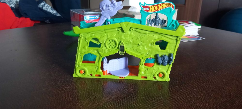 Hot wheels City garaż duchów