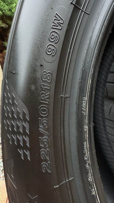 4 Opony Bridgestone 225/50 R18 99W - homologacja BMW