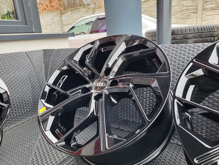 Alufelgi 18" 5x112 ET40 Audi A4 B9 B8 A6 C8 C7 A5 Q3 AVUS ITALY!