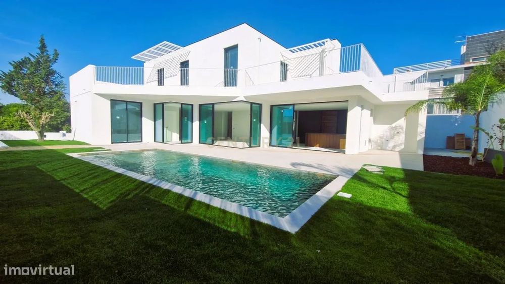 Moradia Contemporânea de Luxo, Localizada em Cotovia  -  Sesimbra  - S