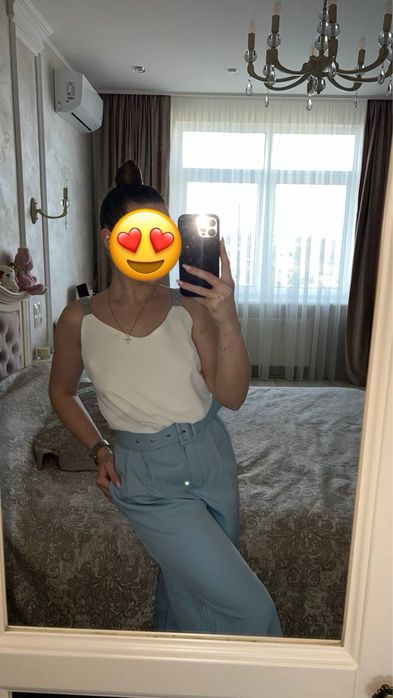 Костюм жіночий