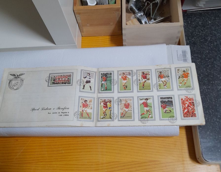 Caderneta de cromos futebol 1984