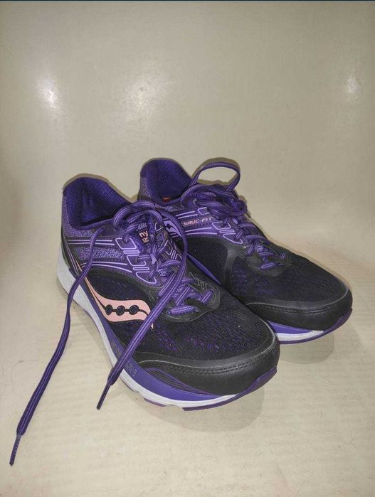 Кроссовки саукони saucony беговые 40 р.