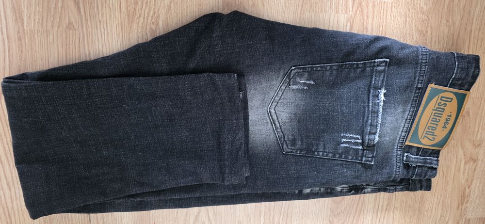 Spodnie dsquared2 prawie nowe