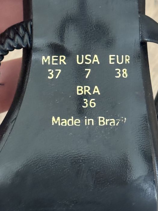 Salto Alto Preto com Tiras