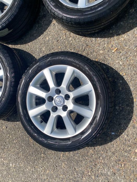 TOYOTA felgi 16"