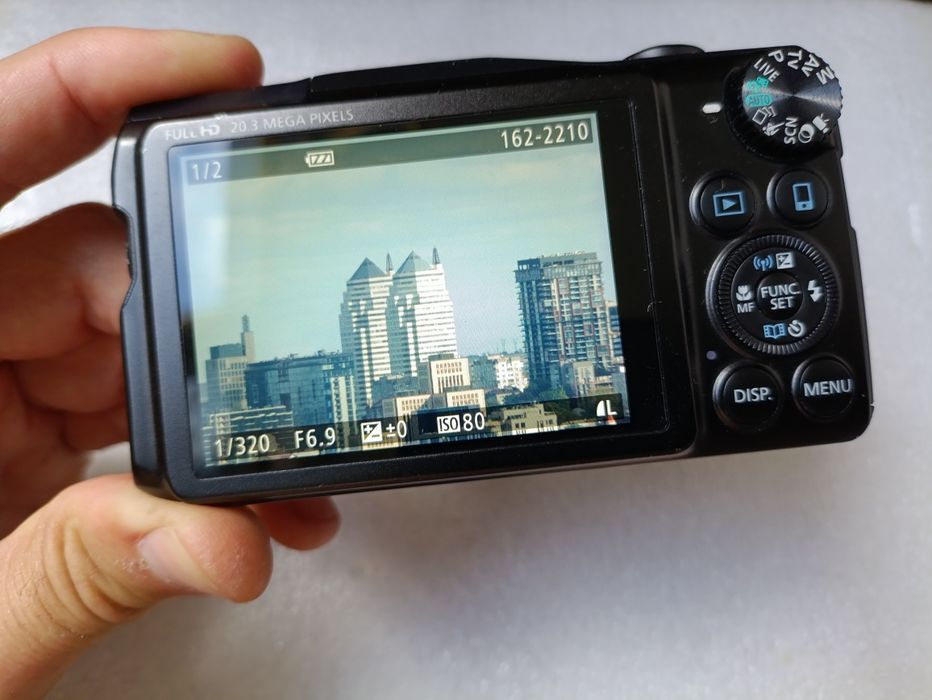 Canon PowerShot SX710 HS