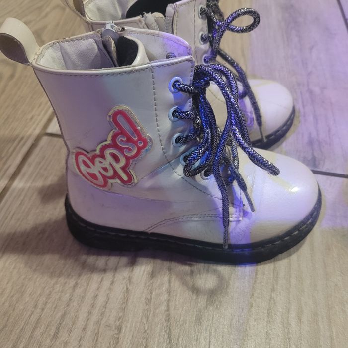 Buty dla dziewczynki   biale nr25