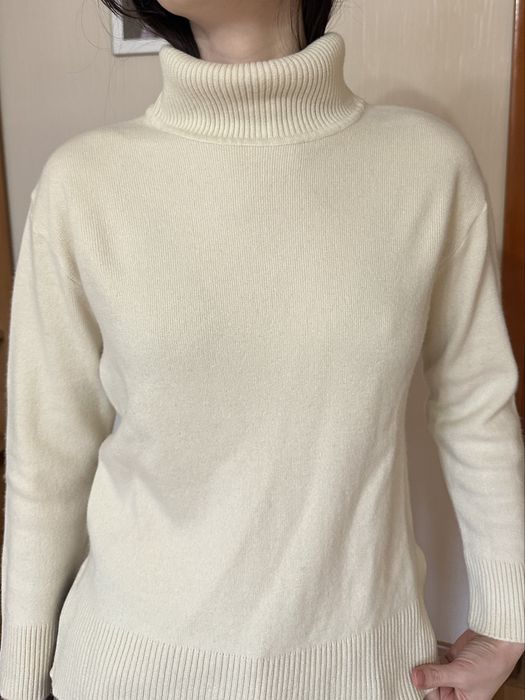 Светр з вовни та кашеміру