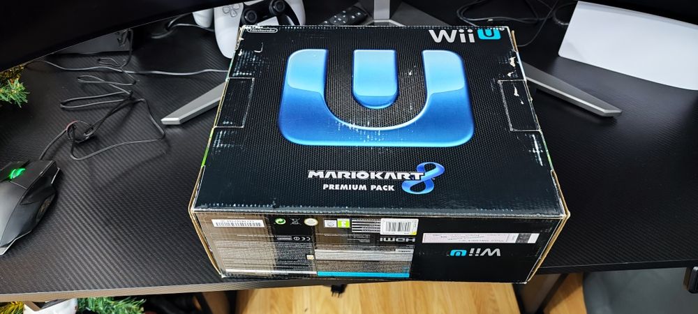 Nintendo Wii U +Mario Kart intalado(completa em caixa como nova)