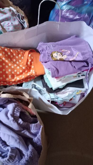 Paka ubrań dla dziewczynki rozmiar 98