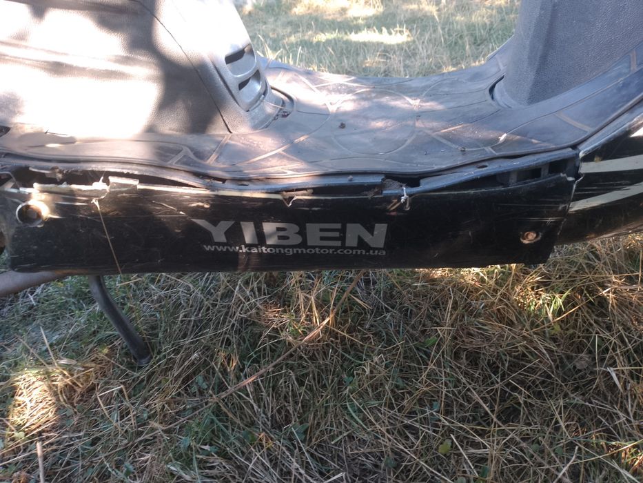 Продам мопед Yiben