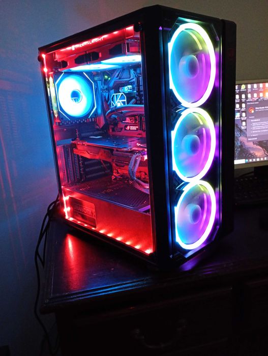 Vendo torre pc i7 republic of gamers